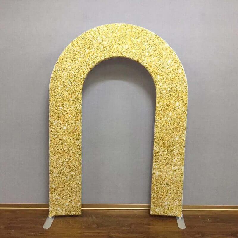 Copertura ad arco per spazi aperti con glitter dorati e supporto in metallo per lo sfondo della decorazione della festa