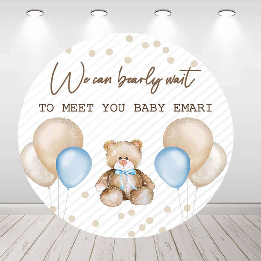 Nous pouvons supporter d'attendre, mignon ours garçon, couverture de toile de fond ronde pour fête prénatale
