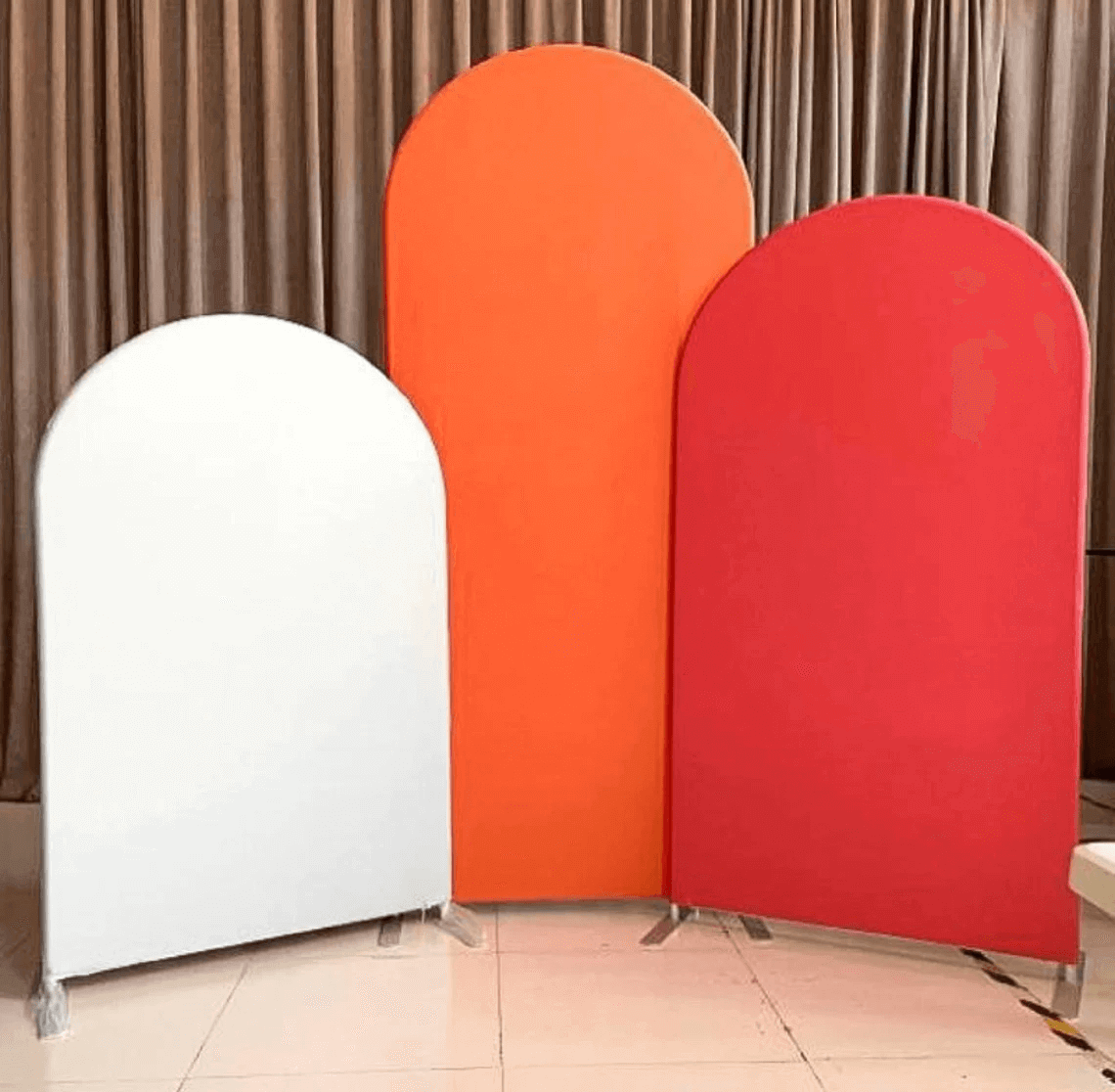 Белый, красный, оранжевый арочный фон покрывает двустороннюю тканевую вечеринку